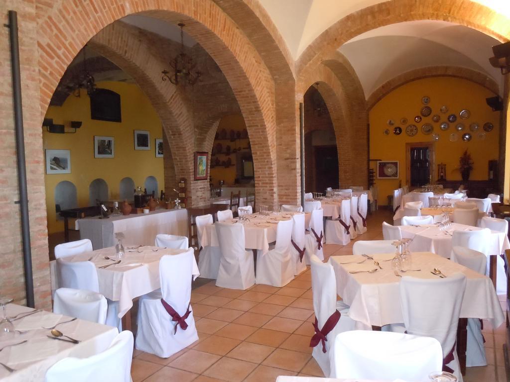 Hospederia Del Santuario De La Pena De Francia Hotel El Cabaco Exterior photo